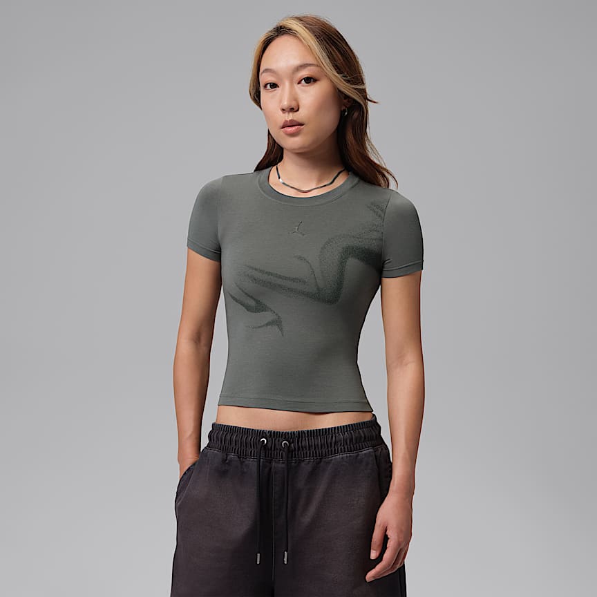 KNWLS Nike Women's Ghost Top. Nike JP